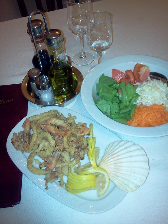 Albergo Al Portico 아자노데시모 외부 사진
