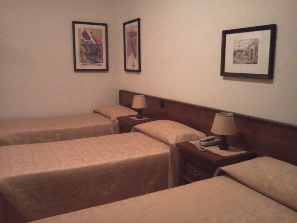 Albergo Al Portico 아자노데시모 객실 사진